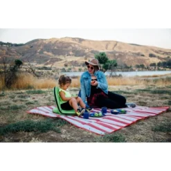 Pacific Play Tents Teacher Chair - Green -Intex Tents Shop GUEST 21bfa0ca 2eb8 4193 b5ec 516a1f812373